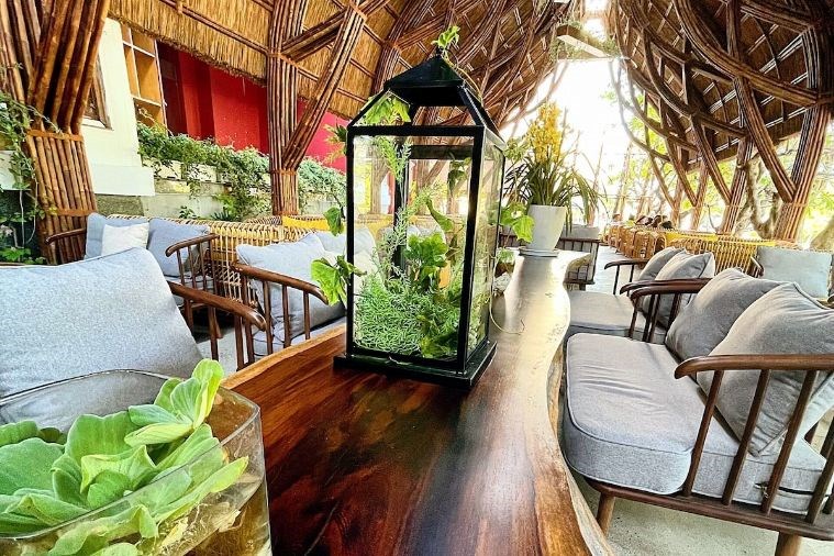 Khách sạn The Light Nha Trang